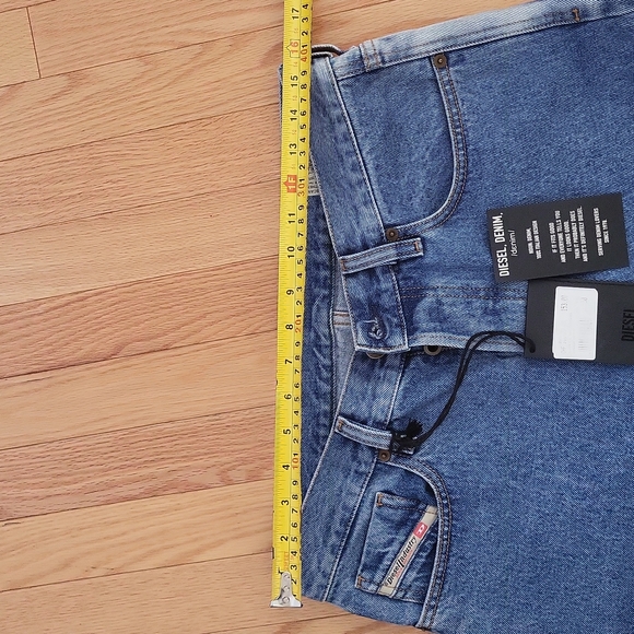 NWT Diesel jeans - Picture 4 of 8